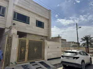 بيت توين حديث للبيع في التحسينية