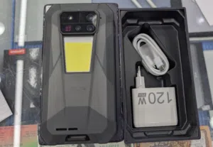 TANK 4 Pro projector mobile