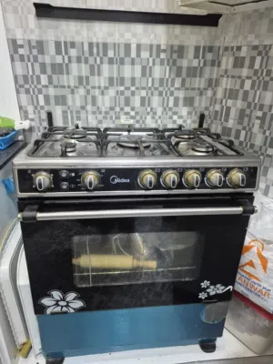 Samsung fridge LG WASHING MASHINE 10KG, Gas cooker, cupboard, dinning table, Shoe rack, school bags