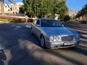 سياره مرسيدس للبيع  موديل 2001