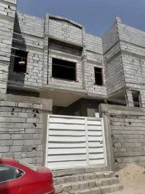 200 m2 2 Bedrooms Apartments for Sale in Basra Tannumah