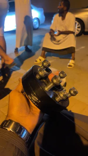 سبيسرات اربع بلوط
