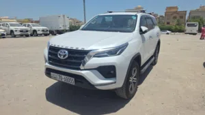 FORTUNER 4X4 TOP MODEL
