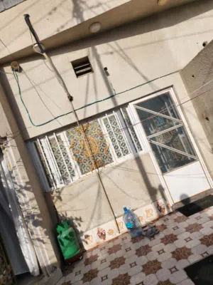 بيت للبيع التنومه مساحة 150 متر  بشارع اللواء بس تنزل جسر الايطالي قرب سنتر،اللواء بظهر شارع صالحية