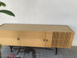 طاولة ممتازه للتلفاز