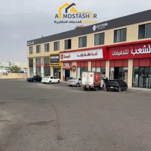قطعة ارض تجاري شارع الشعب مول 5250 متر واجهه 60 متر موقع لا يعوض