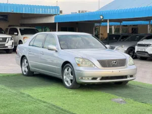 Used Lexus LS in Ajman