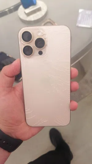 Apple iPhone 16 Pro Max 512 GB in Kuwait City