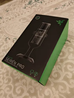 Razer Seiren Pro V1