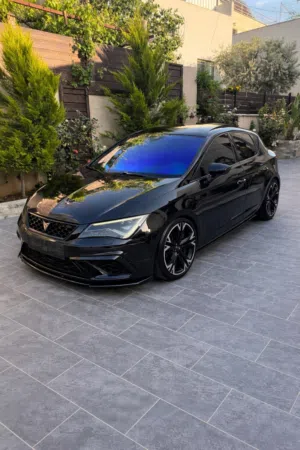 Seat . Leon . 2019 . Used4