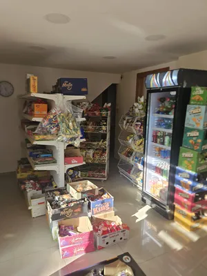 تجهيزات سوبرماركت صغير