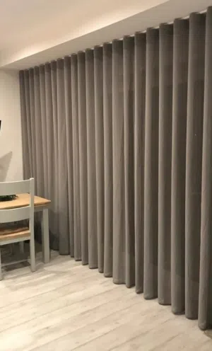 تفصيل الستائر الأمريكي الفندقي الكهربائيه بأسعار مميزه من المصنع مباشرة اسعارنا.