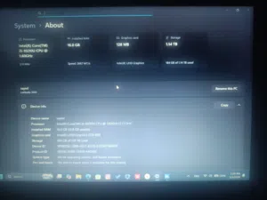 لابتوب Dell Latitude 3510 - بحالة ممتازة