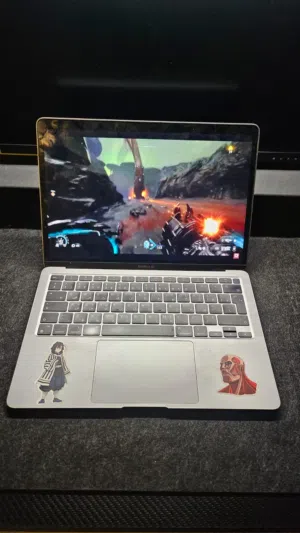 MacBook Air M1 Chip 8 GB Ram 256 GB