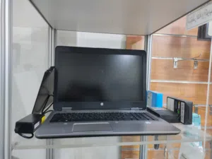 لاب توب اتش بى كور اى 5الجيل السادس رام 8هاردسك 512اسس دى حجم الشاشة 15.6