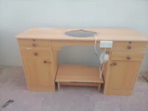 للبيع ادوات محلاقه