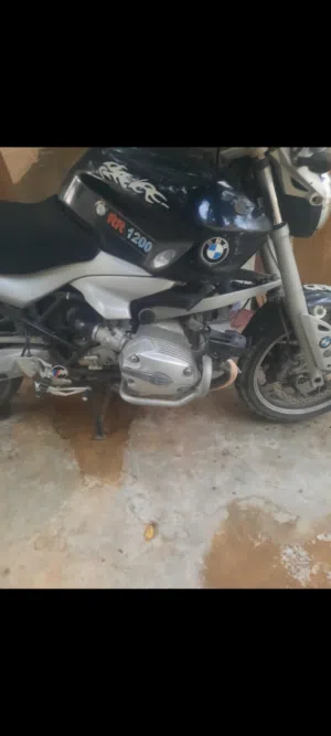 بي ام 1200 ار