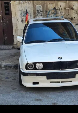 سياره مش نقصها برغي