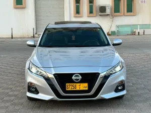 Used Nissan Altima in Dhofar