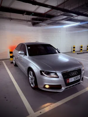 للبيع اودي a4