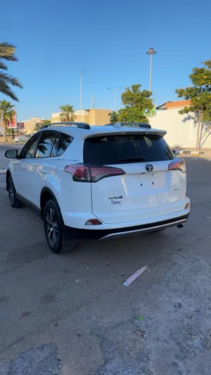 تويوتا راف فور 2018