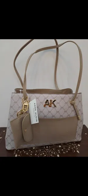 شنتة براند AK