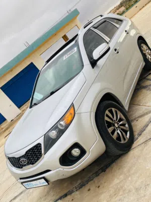 Kia . Sorento . 2012 . New1