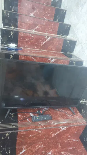 بلازمه جديده وحلوه ونضيفه وشغال