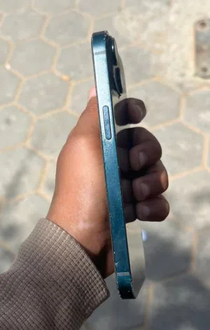 Apple iPhone 14 256 GB in Tripoli