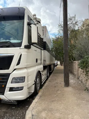 براد مان 2018عربايه 2000 جاهزه مجهزه شغال طقم كوشوك تأمينات ما عليها مخالفات لا بالامارات ولا السعود