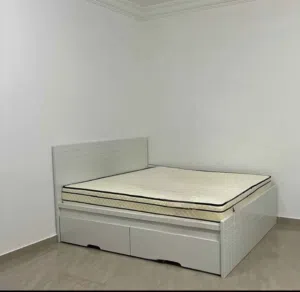 bed like160x200 new used for 2 months