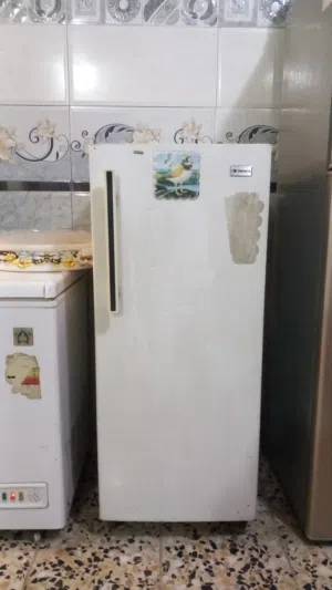 ثلاجه نضيفه