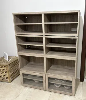 مكتبة تلفزيون من ايكيا للبيع