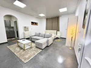 للإيجار استوديو مفروش فرش كامل اول ساكن مدينه الرياض جنوب الشامخه