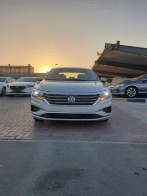 FOR SALE VOLKSWAGEN PASSAT MODEL 2020 GCC للبيع فولكس فاكن باسات موديل 2020 مواصفات خليجية