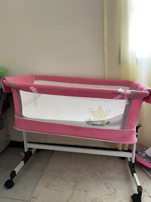 سرير اطفال حديثي الولاده
