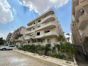 شقة 255م بجوار نادى جرين هلز وكارفور الجديد ومولات دار مصر بحى الاوركيد