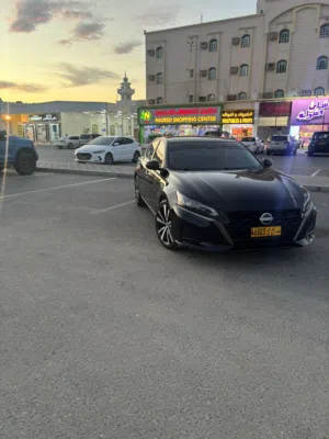 Altima SR 2020