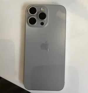 Apple iPhone 16 Pro Max 256 GB in Al Riyadh