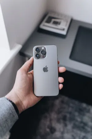 Apple iPhone 13 Pro 128 GB in Zarqa