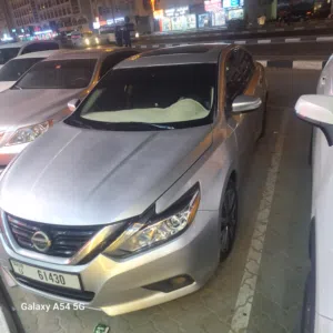 Used Nissan Altima in Sharjah