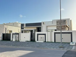 400 m2 5 Bedrooms Villa for Sale in Dhofar Salala