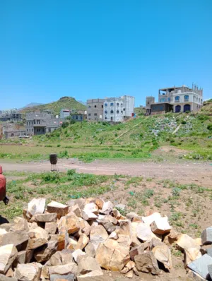Building for Sale in Taiz Al-Ta'iziyah Directorate