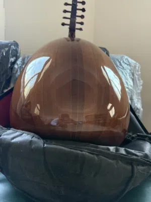 Oud for sale