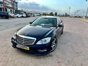 مورسدس 2008اس نظيف للبيع او للبدل بما يناسب