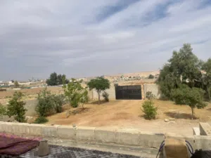 150 m2 3 Bedrooms Townhouse for Sale in Zarqa Al Autostrad