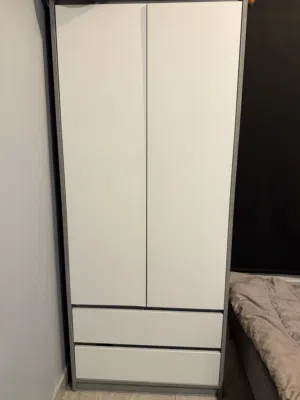 Cabinet & bedside Table خزانة وطاولة