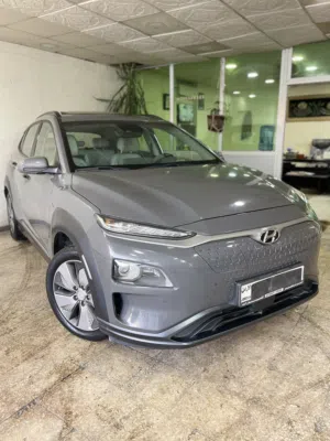هيونداي كونا بريميوم موديل 2019 فل اعلى صنف مع فتحة فحص كامل ولا ملاحظه مرفق مع الصور لون فيراني