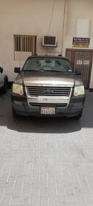 Used Ford Explorer in Muharraq