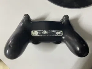 للبيع أغراض ألعاب (Gaming Setup) بسعر مغرٍ - فرصة للتطوير